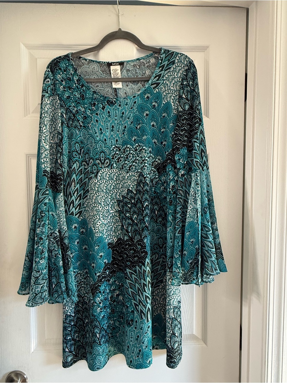 MSK Teal & Black Paisley Bell Sleeve Dress
